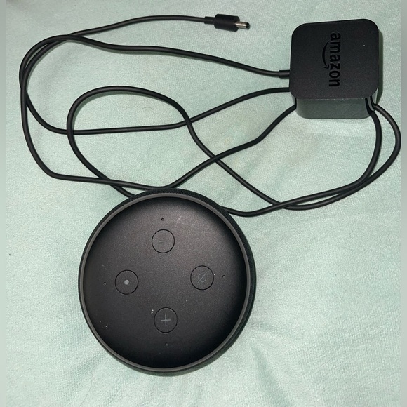 Echo Dot- Alexa Speaker - Picture 6 of 6